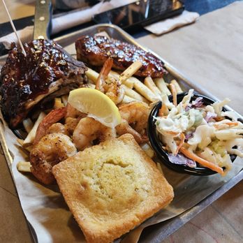 Montana's - Comfort Food Near Me - Newmarket, Ontario Montana's - Comfort Food Near Me - Newmarket, Ontario