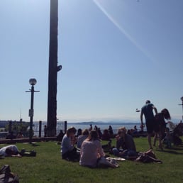 Lovely day in the park! Lovely day in the park!