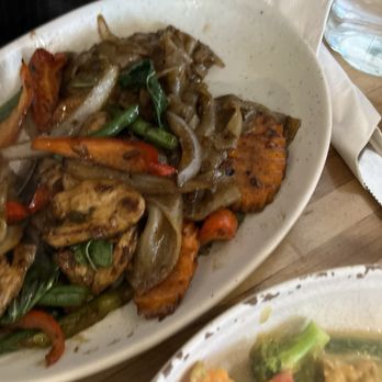 Kala Thai Cookery - Pad Khee Kee Mao - Thai Near Me - Boston, Massachusetts