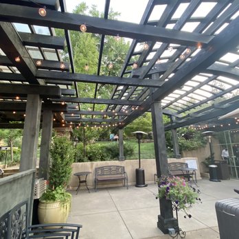 DANCIN Vineyards - Wineries Near Me - Medford, Oregon
