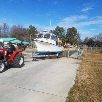 Buzz's Marina - Easy to use ramp. - Boating Near Me - Ridge, Maryland