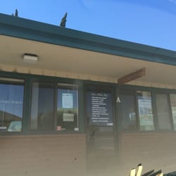 Lara's Photo Shop - Outside view