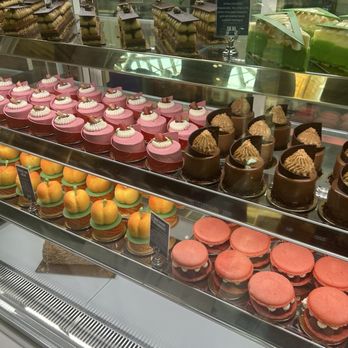 Sift Bake Shop - Bakeries Near Me - Uncasville, Connecticut
