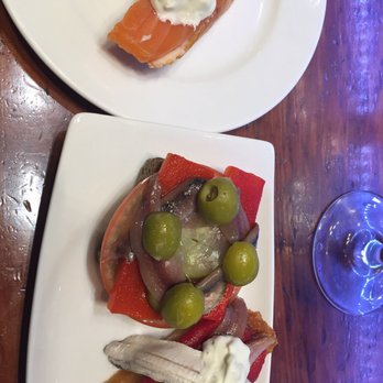 Ciutat Comtal - Tapas Bars Near Me - Barcelona, B