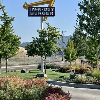 In-N-Out Burger - Coming out of the drive through. A+ for the landscaping - Burgers Near Me - Roseburg, Oregon