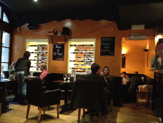 Demi Lune Café by null