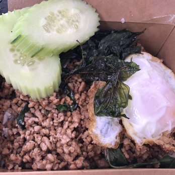 Dee Dee - Pad Ka Mow. PERFECTION. - Thai Near Me - Austin, Texas