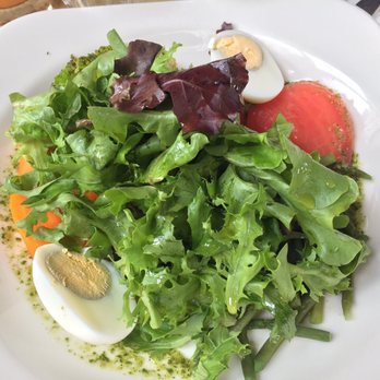 Le Petit Cler - Seasonal salad - Bistros Near Me - Paris, 75
