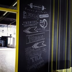 Loft Fitness - Mural kredowy