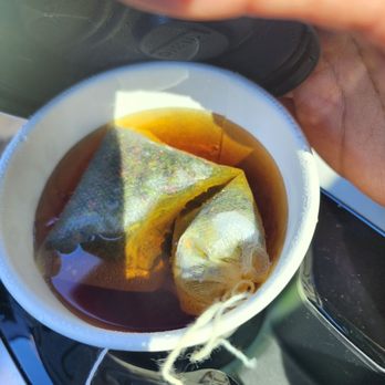 Bread Basket Cafe & Bakery - Peppermint vanilla herbal loose-leaf hot tea - Bakeries Near Me - Danville, Indiana
