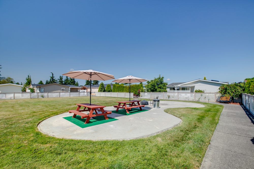 LITTLE MOUNTAIN ESTATES Updated August 2024 76 Photos 2610 E