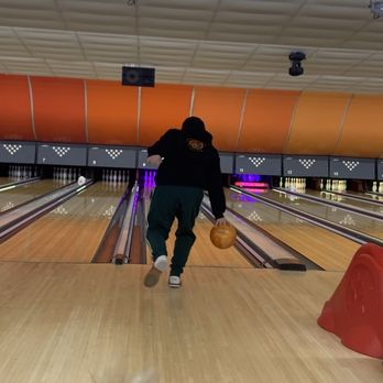 Rose City Bowl - Bowling - Bowling Near Me - New Castle, Indiana Rose City Bowl - Bowling - Bowling Near Me - New Castle, Indiana
