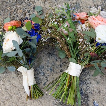 French Buckets Florist - Florists Near Me - Laguna Beach, California French Buckets Florist - Florists Near Me - Laguna Beach, California