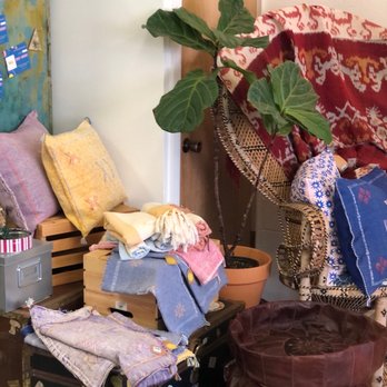 Every Day Better by Green Meadows - Gift Shops Near Me - Honolulu, Hawaii Every Day Better by Green Meadows - Gift Shops Near Me - Honolulu, Hawaii