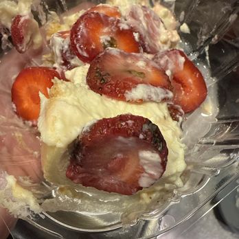 Washington Diner Restaurant - Mold on the strawberry cheesecake - Diners Near Me - Washington, New Jersey Washington Diner Restaurant - Mold on the strawberry cheesecake - Diners Near Me - Washington, New Jersey