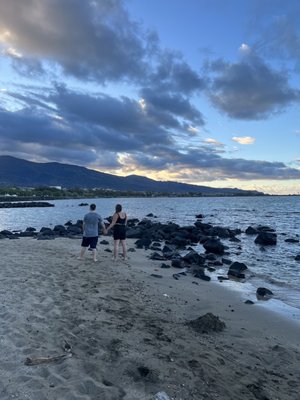 Maui Beach Hotel by null