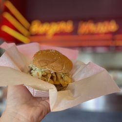 Zo's Good Burger Canton