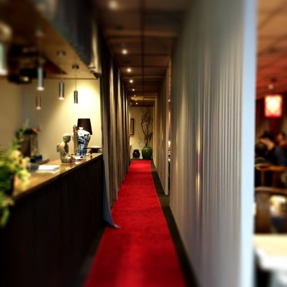 Spring Trees Restaurant - Long corridor with full height drapery for booth seat privacy - Szechuan Near Me - Auckland, AUK
