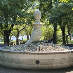 War Memorial Of Roxbury - Roxbury Veterans Memorial_yelp_sanju-2