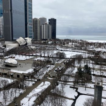Cindy's Rooftop - New American Near Me - Chicago, Illinois