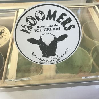 Crystal View Cafe - a display of ice creams - Cafes Near Me - Frankfort, Michigan Crystal View Cafe - a display of ice creams - Cafes Near Me - Frankfort, Michigan