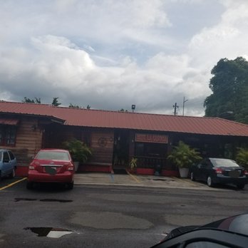 Restaurante La Casona - Puerto Rican Near Me - Jayuya, Puerto Rico