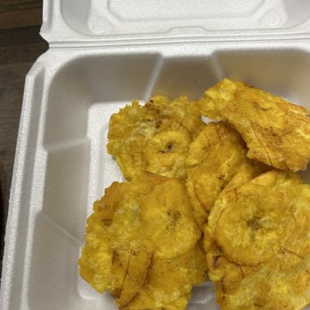 Piñones En Orlando - Tostones frescos crunchy y suave en el centro - Latin American Near Me - Orlando, Florida Piñones En Orlando - Tostones frescos crunchy y suave en el centro - Latin American Near Me - Orlando, Florida