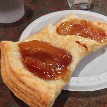 Mallorca - Apple tarte. Tasted a bit stale and hard. - Bakeries Near Me - San Juan, Puerto Rico Mallorca - Apple tarte. Tasted a bit stale and hard. - Bakeries Near Me - San Juan, Puerto Rico