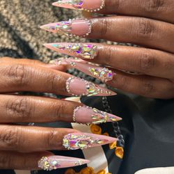 Dolce Vita Nails