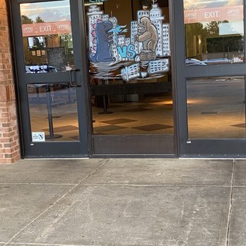 AMC CLASSIC Riverstone 15 - Cinema Near Me - Canton, Georgia