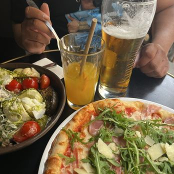 Rim Cafe - Pizza Near Me - Paris, 75