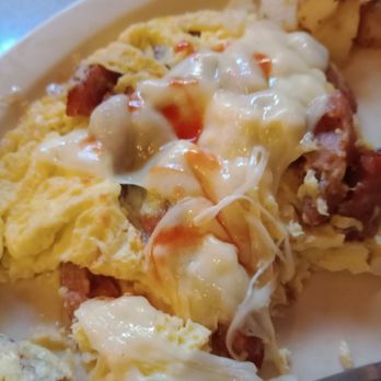 Stagecoach Restaurant - Yummy Apple Sausage Omelette - Breakfast & Brunch Near Me - Sacramento, California Stagecoach Restaurant - Yummy Apple Sausage Omelette - Breakfast & Brunch Near Me - Sacramento, California