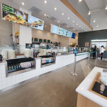 sweetgreen - Healthy Salads, Wraps, and Bowls - Reception - Salad Near Me - Fishers, Indiana