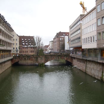 Museumsbrücke - Hotels & Travel Near Me