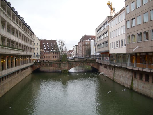 Museumsbrücke by null
