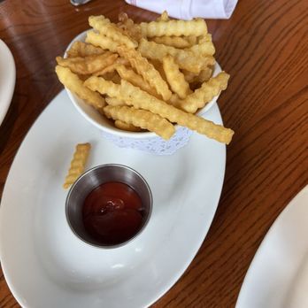 5 Napkin Burger - Small Crinkle Fries - Burgers Near Me - New York, New York