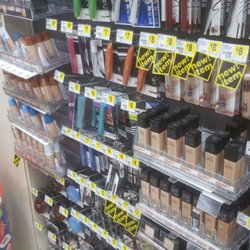 Dollar General - Makeup showing the price-range of the store.