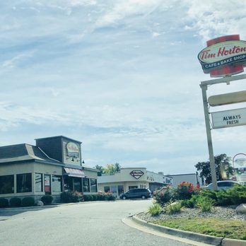 Tim Hortons - From the street - Coffee & Tea Near Me - Portage, Michigan
