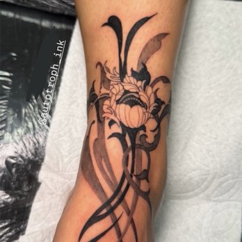 Autotroph Ink - This is a picture of the piece I got on my ankle. - Tattoo Near Me - Tacoma, Washington Autotroph Ink - This is a picture of the piece I got on my ankle. - Tattoo Near Me - Tacoma, Washington