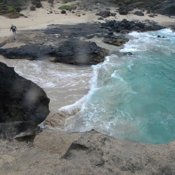 Halona Beach Cove - Beaches Near Me - Honolulu, Hawaii
