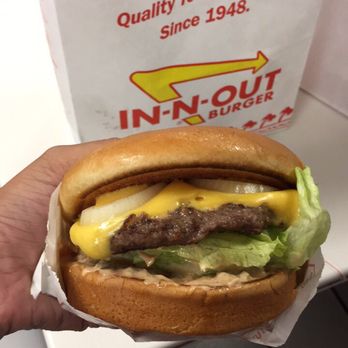 In-N-Out Burger - Cheeseburger goodnessss minus tomato - Fast Food Near Me - Fremont, California In-N-Out Burger - Cheeseburger goodnessss minus tomato - Fast Food Near Me - Fremont, California