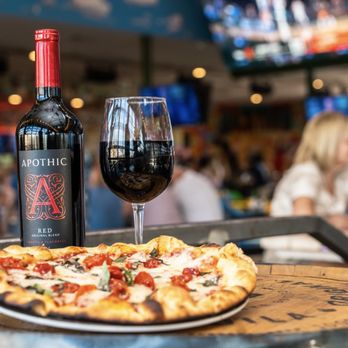 Backyard - Desert Ridge - Pizza & Wine - Sports Bars Near Me - Phoenix, Arizona