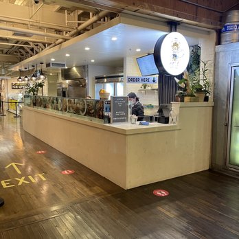 White Elephant - Thai Near Me - Anaheim, California