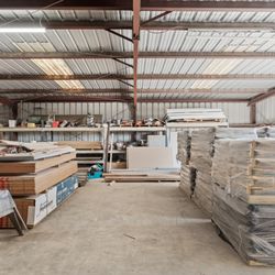 Slumberger Lumber - Concrete and lumber supplies