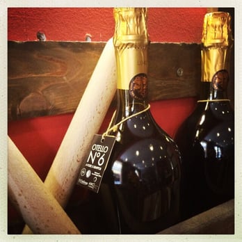Osteria del Cappello - Lambrusco - Italian Near Me - Bologna, BO