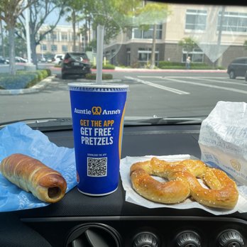 Auntie Anne's - Soda, pretzel dog, classic salted pretzel. - Fast Food Near Me - Ontario, California