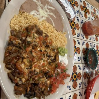 Chilango's Mexican Restaurant - Alambre A La Mexicana - Mexican Near Me - Texarkana, Arkansas Chilango's Mexican Restaurant - Alambre A La Mexicana - Mexican Near Me - Texarkana, Arkansas