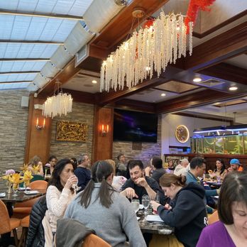 Red Bowl - Interior - Cantonese Near Me - Brooklyn, New York Red Bowl - Interior - Cantonese Near Me - Brooklyn, New York