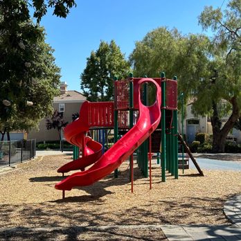 Almaden Winery Park - Parks Near Me - San Jose, California