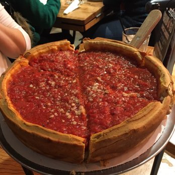Giordano's - Pizza Near Me - Chicago, Illinois